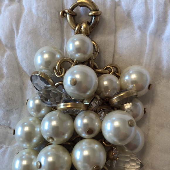 JCrew Pearl and sparkle drops bracelet. - Picture 3 of 4